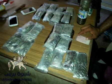 ضبطت 22 عصابة اتجار وحيازة وترويج : إدارة مكافحة المخدرات بعدن تحقق إنجازات مشهودة