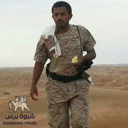 شهيد جديد ينظم لقافلة الشهداء : اشتباكات عنيفة بين المقاومة الجيش الوطني والحوثيين بشبوه