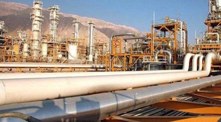 الكشف عن النهب المنظم لنفط الجنوب و جمعيات حزبية تتسلم مبالغ من شركات نفطية وتنشر أسماء 111شركة خدمات نفطية يملكها نافذون