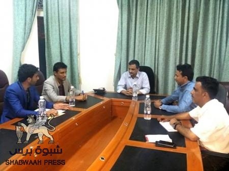 المحافظ لملس يلتقي المجلس الطلابي لكلية النفط بشبوه
