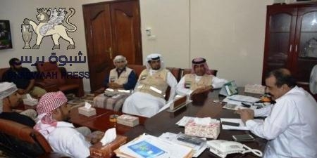 محافظ حضرموت يلتقي بوفد هيئة الهلال الأحمر الإماراتي بالمكلا
