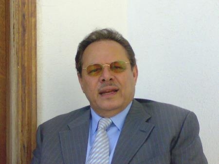 الرئيس ناصر يؤكد على اهمية حل القضية الجنوبية حلا عادلا وأن تجاهلها يعني استمرار الأزمة اليمنية