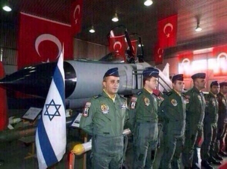 محكمة تركية تسقط ملاحقة ضباط إسرائيليين قتلوا 10 أتراك