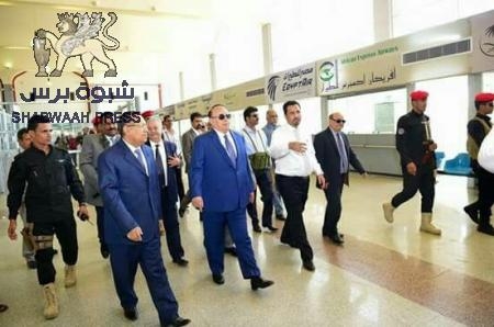 بعد إعادة تأهيله بدعم ‘‘الامارات‘‘ الرئيس هادي يزور مطار عدن قٌبيل افتتاحه رسمياً