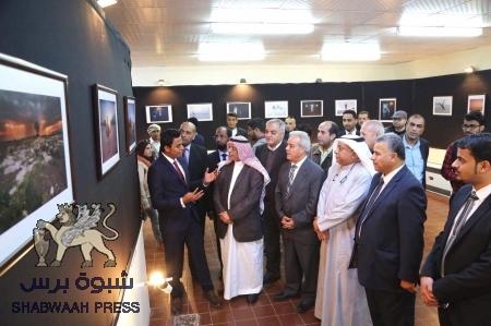 ‘‘ترويض الضوء‘‘ معرض مصوّر للحضرمي سالم باوزير بالأردن