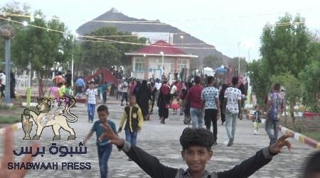 الهلال الأحمر الإماراتي يدعم قطاع الحدائق في اليمن