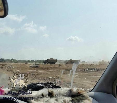 الزبيدي يلتقي بقيادة المنطقة الحرة بلعاصمة عدن ويحذر من البسط العشوائي