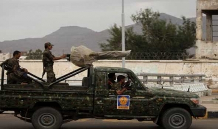 عميد متقاعد يحذر من وجود عناصر عسكرية مواليه للمخلوع في عدن