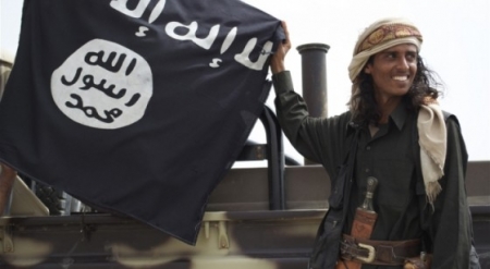 حادث مروري يحبط عملية تهريب أسلحة لعناصر القاعدة من البيضاء الى عدن