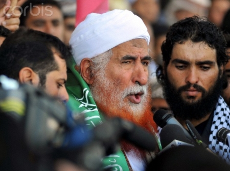 في أقوى هجوم على ‘‘الإصلاح‘‘.. الخليج الإماراتية : ‘‘الإخوان.. المحظة الأخيرة في اليمن‘‘ !!