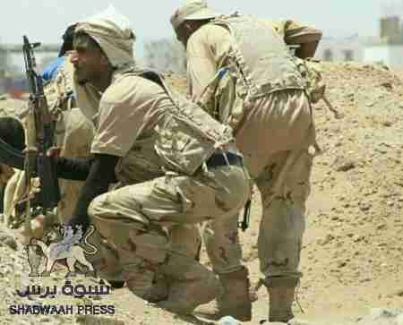 معارك شرسة على مشارف المخأ وسقوط أربعة شهداء من المقاومة الشعبية