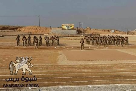 محافظ حضرموت يحضر حفل تخرج الدفعة الثالثة من قوات جيش النخبة الحضرمي ( أسود الربوة )