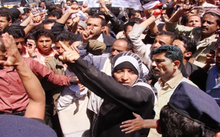 كيف تحولت 11 فبراير من ثورة إلى كارثة