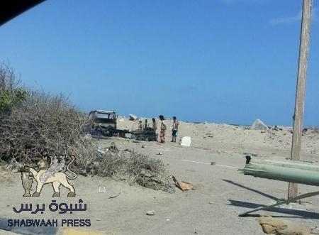 صحيفة تصدر في لندن تكشف عن استهداف سياسي ‘‘للسيطرة على مطار عدن‘‘