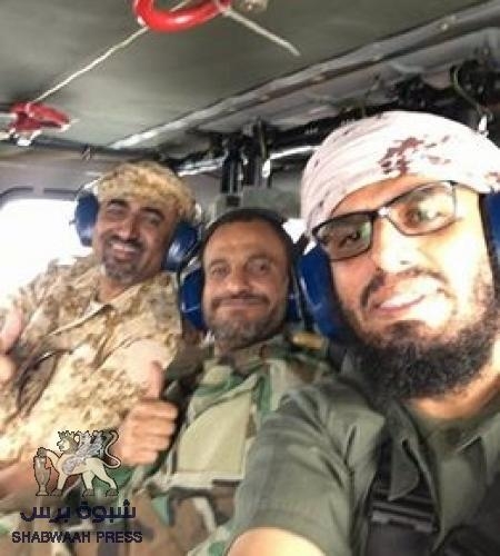 محافظ عدن ومدير أمنها وبن بريك يزورون القوات الجنوبية المرابطة بالمخا