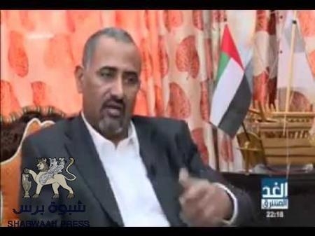 محافظ عدن : شركة تحتكر استيراد المشتقات النفطية والحكومة لم تتجاوب