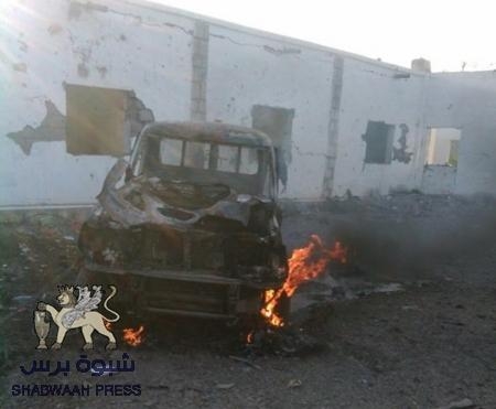 بعد استلام شحنة سلاح : تنظيم القاعدة يشن هجوما على معسكرا للأمن بأبين وسقوط 7 شهداء (صور)
