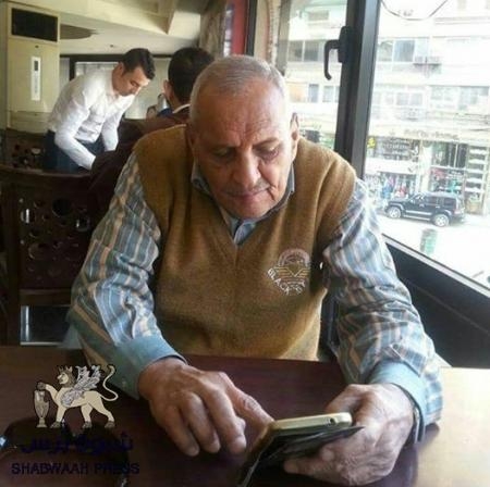 مراسل ‘‘رويترز‘‘ في عدن : سبعون عاماً ولا يزال يكتب الأخبار بشكل يومي.. ‘‘مخشف‘‘ نموذج فريد من الصحافيين