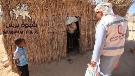 مساعدات إماراتية متواصلة لدعم الأوضاع الإنسانية بعدد من القرى النائية بوادي حضرموت