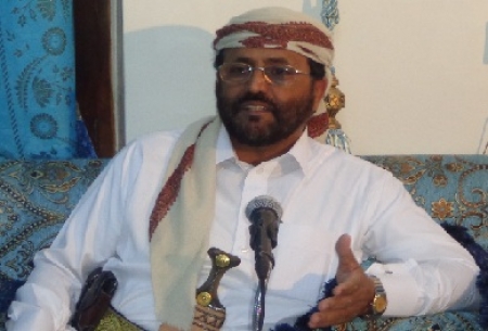 صحفي يمني يكشف عن واقعة تعذيب مواطن من تعز في سجون سرية بمأرب