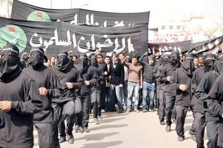 قياديو الإخوان على قائمة الإرهاب في مصر