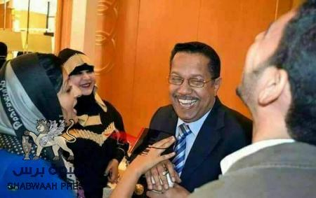 جهود حكومية لـ ‘‘لملمة‘‘ فضيحة فساد وزير دولة سطى على مرتبات منتسبي الجيش بصعدة