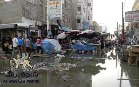 فشل الحكومة الشرعية تحويل المحافظات المحررة إلى نموذج مشرق في اليمن