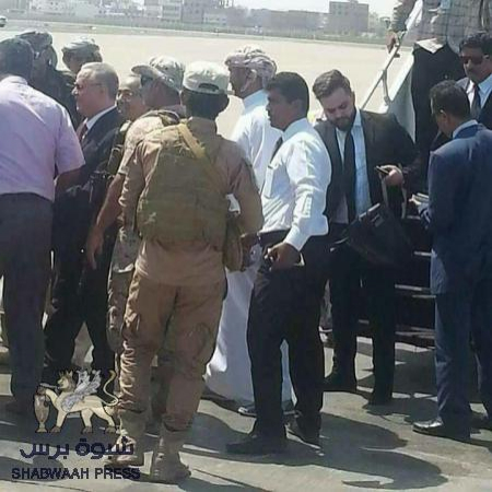 المحافظ المفلحي يصل عدن ومهران القباطي يتعهد بحمايته