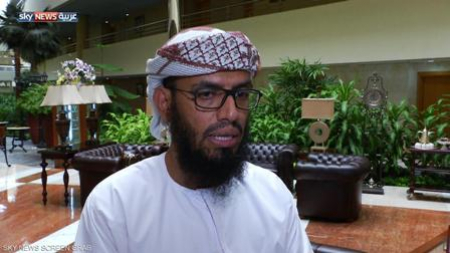 الشيخ ‘‘بن بريك‘‘ يرد على ‘‘بن دغر‘‘:الأحمق من يعتقد أن من سقى الأرض بالدم سيترك نضاله للجبناء
