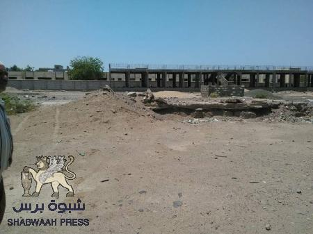 جنود الألوية الرئاسية يستولون على أراضي مدرسة بدار سعد ويقتسمونها فيما بينهم (وثائق وصور)