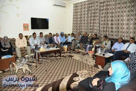 رئيس المجلس الانتقالي الجنوبي يلتقي الهيئة الأكاديمية الجنوبية ويؤكد مضي المجلس في بناء دولة الجنوب