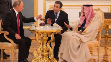 هذه قصة الشاي الروسي الذي قدمه بوتين للملك سلمان