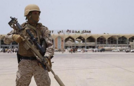 قصة طائرة الأموال التي منعتها الإمارات من الهبوط في عدن