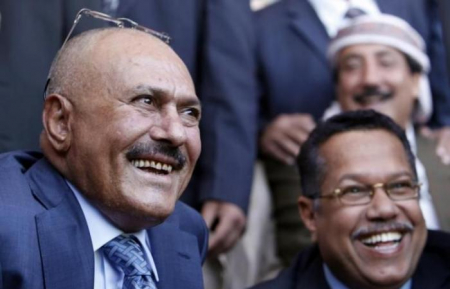 فضيحة أخرى للشرعية : محافظ سقطرى يعين احد الموالين للحوثيين سكرتيرا خاصا له(وثيقة)