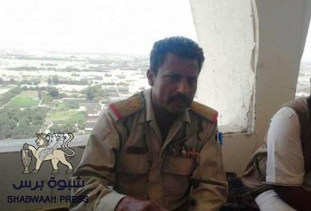 عاجل وخطير : محافظ أبين يتلقى تهديدا بإسقاط محافظته بيد القاعدة حال انضمامه للمجلس الإنتقالي