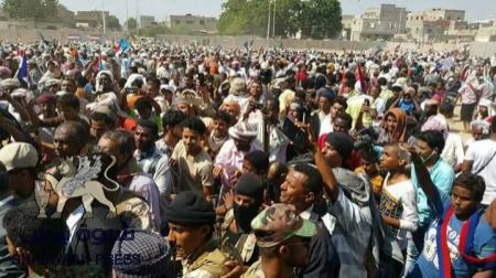 ناطق المجلس الانتقالي : تعظيم سلام يا #أبين القيادة والصمود