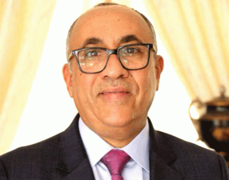 القعيطي يصل عدن ولم يزر مقر عمله في البنك المركزي