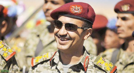 أحمد علي عبدالله صالح يطلق الحياة السياسية والحرس الجمهوري ؟ لهذه الأسباب؟