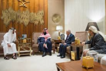 الانقسام يضرب فرع تنظيم الإخوان.. حزب ‘‘الإصلاح اليمني‘‘ يكذب تصريحات أمينه العام