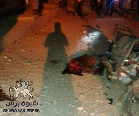 مصرع شخص مجهول حاول زرع عبوة ناسفة بجانب منزل إمام مسجد بعدن