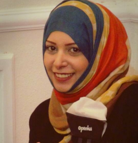 بالإجماع سارة الرشيد رئيسا لنادي عدن للتصوير