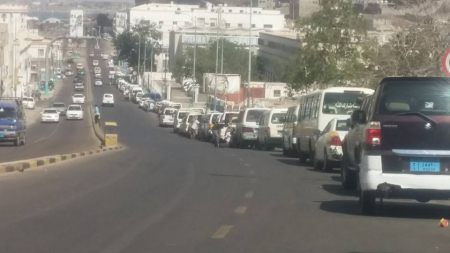 شرعية مأرب البترول ب3700 وشرعية عدن في السوق السوداء