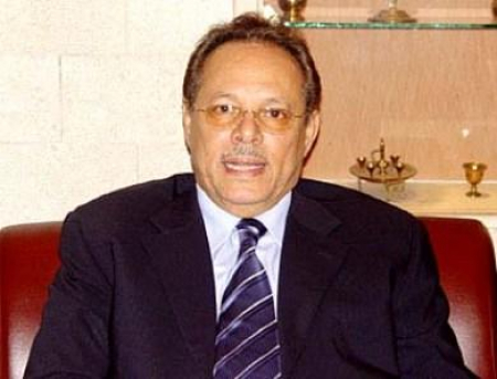 الرئيس علي ناصر محمد يوجه نداء لوقف الحرب