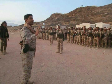 قائد النخبة الشبوانية: مسلحو القاعدة فروا باتجاه محافظة البيضاء بعد أن باتوا غير قادرين على الصمود