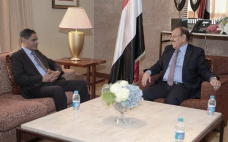 سياسيون : ما الذي أغضب الأحمر في لقائه بالبحسني لينتقم من جنود النخبة