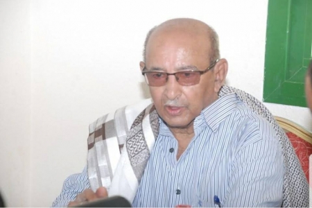 محافظ حضرموت ينعي وفاة الشخصية السياسية والتربوية الأستاذ حسن صالح باعوم