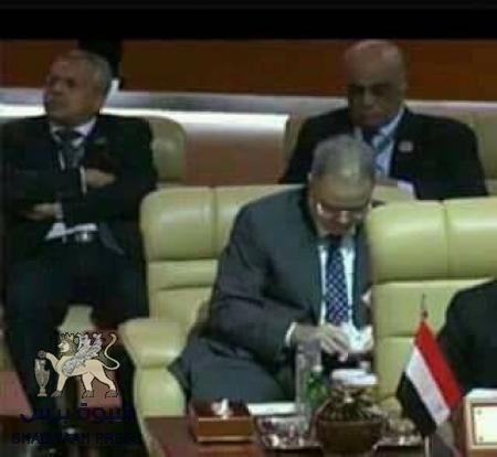 شمّة في القمة .... المخلافي الوزير المخرف؟