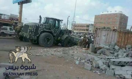 باشراف شلال شايع : حملة أمنية في الشيخ والمنصورة لإزالة العشوائيات (صور)