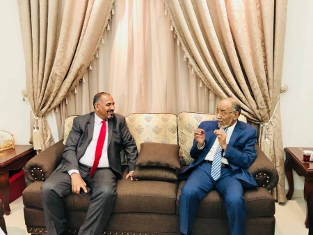 الرئيس الزبيدي يلتقي بالسيد عبدالرحمن الجفري في أبوظبي