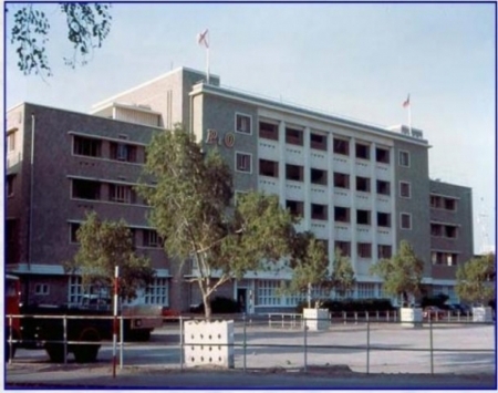 الهلال الأحمر الإماراتي ينظم إفطاراً جماعياً لموظفي تلفزيون عدن